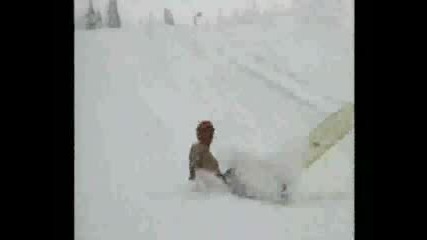Jackass - Сърфиране В Снега