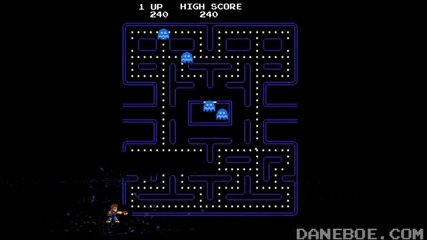 Chuck Norris vs Pac Man