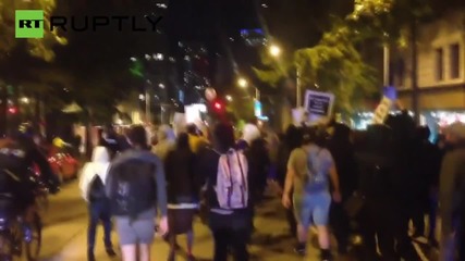 "F*ck the police!" - Black Lives Matter March Through Seattle