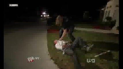 Raw.2009/03/09 Tripleh Пребива Randy Orton Във Неговата Къща.