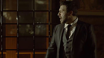 Giannis Ploutarhos - De Me Perni (Official Music Video)