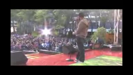 Usher - Good Morning America Rehearsal
