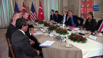 France: Obama meets with Erdogan, calls for de-esclation with Russia