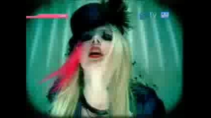 Avril Lavigne - Hot