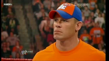 Сина е ядосан на г - н Макмеан | Raw 22/08/10 |