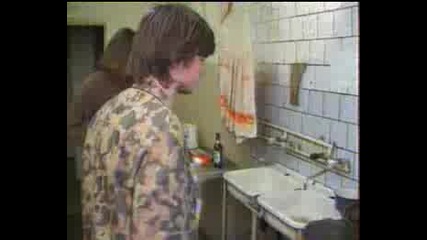 Камера скрита в кухнята - Cam cach dans une cuisine 100 % Смях