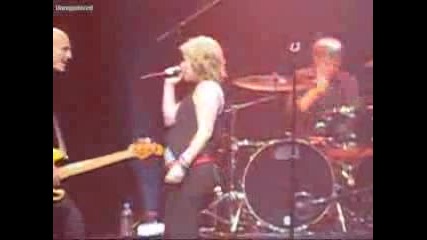 Kelly Clarkson Miss Independent Live Melbourne September 2007 