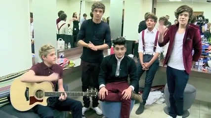 One Direction - Пеят зад сцената на Children In Need сингъла си What Makes You Beautiful