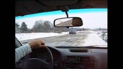 хонда сивик изрязко откача с водача