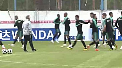 Португалия тренира ден преди старта на Мондиала
