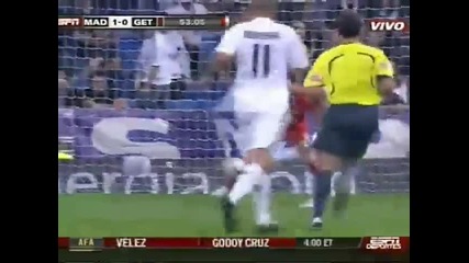 Real Madrid - Getafe 2 - 0 Goals Highlights 31.10.09 ( High Quality ) 
