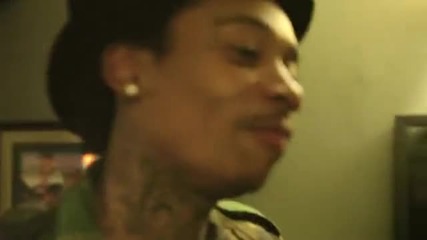 Wiz Khalifa (feat. Lola Monroe & Juicy J) - Oh Gee La