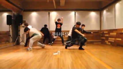 Infinite - The Chaser Mirrored Dance Practice