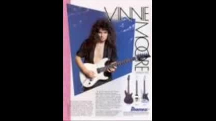 vinnie moore - racing with destiny 