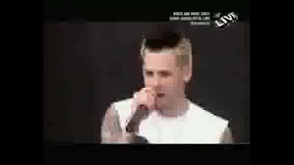 Good Charlotte - I Just Want To Live - Live