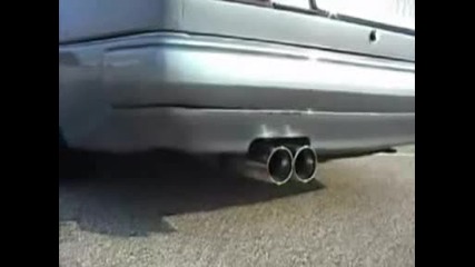 Mercedes W124 E500 Burnout