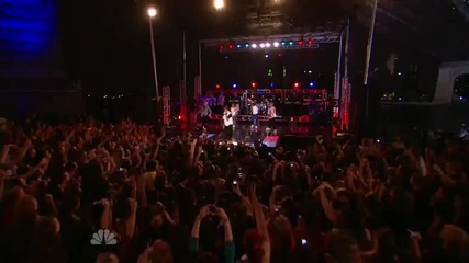 Justin Bieber - Somebody To Love ( Macys 4th of July Fireworks Live ) 