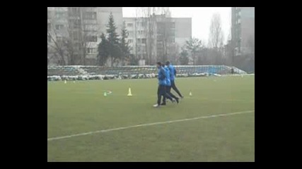 Дембеле с първа тренировка след Нова година