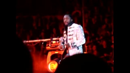 Black Eyed Peas - The E.n.d. World Tour - Toronto - Alive / Don t Phunk with My Heart 27.07.10 