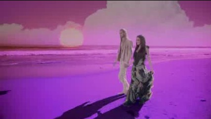 Selena Gomez The Scene - Love You Like a Love Song ( New video Premiera 2011 Hd )