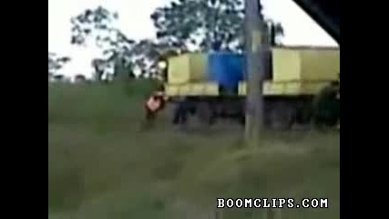 - Супер Як Влак 