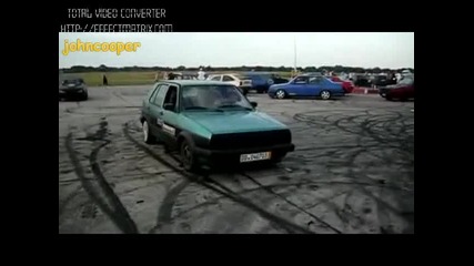 Луд Реже Асфалта с Golf 2