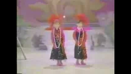 Olsen Twins Video - Toxic