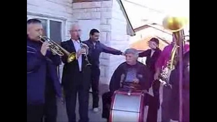 Домашни веселби с Духова Музика село Мирково(софийско)-наздраве!:)