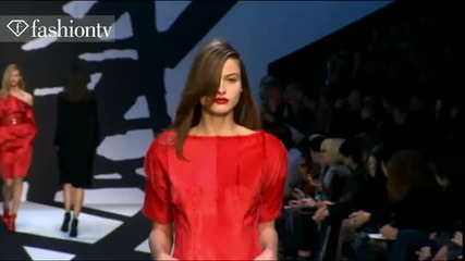 Guy Laroche Show Fall 2011 Paris - fashiontv Ftv.com 