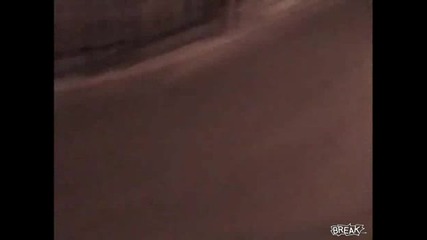 Този се потроши 100% смях