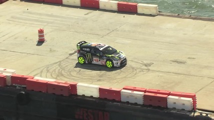 Ако все още не знаете кой е Ken Block, то вече е време да се запознаете