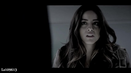 Култовите героини Скай и Джема от сериала Агентите на Щ. И. Т. (2013-2014)