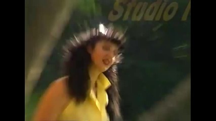Ruska Rajic - Sta mi tvoje usne rade ( Folk arhiva )