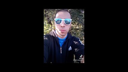 2023-10-12-122000849.mp4
