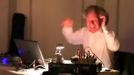 The Happiest Dj In The World * смяхх* 
