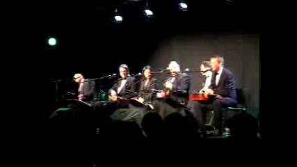 The Ukulele Orchestra Of Gb - Pfeifsolo