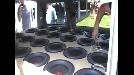 На това му се вика луд бас!