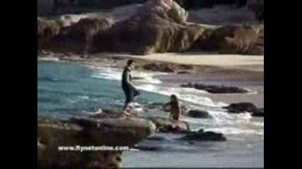 Nicole Richie And Joel Madden In The Beach
