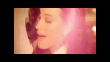 Katy Perry - I Kissed A Girl