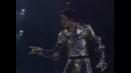 Michael Jackson Scream - The Ultimate Live Experience_(360p)