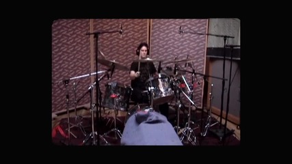 Avenged Sevenfold - So Far Away [official Music Video]