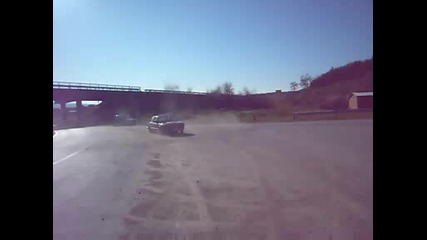 Свиленград дрифт Bmw E30 316.avi