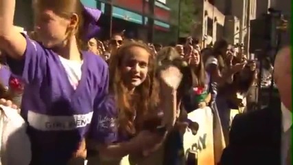 Justin Bieber - All Around The World (live On Today Show)