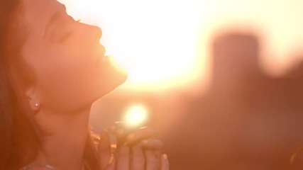 Ariana Grande - Baby I