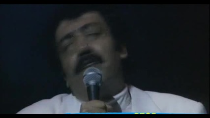 Muslum Gurses - Ben Insan Degilmiyim 