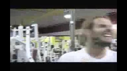 Jeff Hardy Вдига 500 Паунда!!!!!!! 