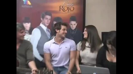 Daniela @lalazcano y Sebastian @lambgarcia ... Una gran pareja twitter