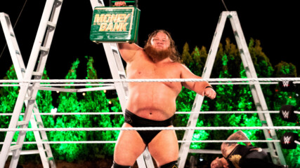 Otis celebrates with his “spicy pepper”: WWE’s The Bump, May 13, 2020