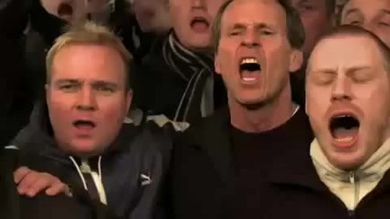Фенове Пеят Песен На Savage Garden
