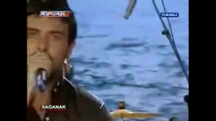 Gokhan Tepe - Annem Annem (canli performans) 
